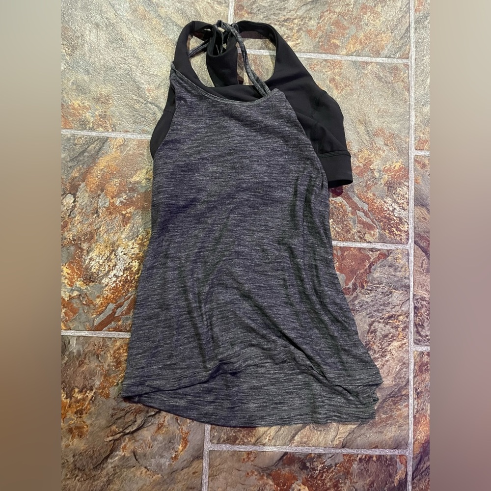 size 4 lululemon bra/tank top!